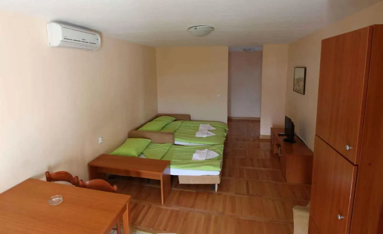 Apartments In Pavicini - Istrien 40814